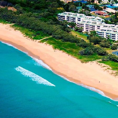 Surfside On The Beach Buddina Exterior photo