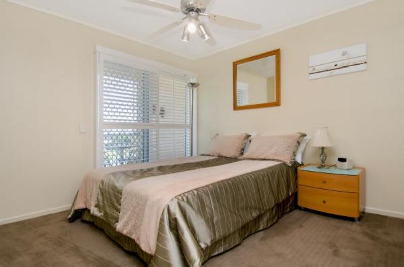 Surfside On The Beach Buddina Exterior photo