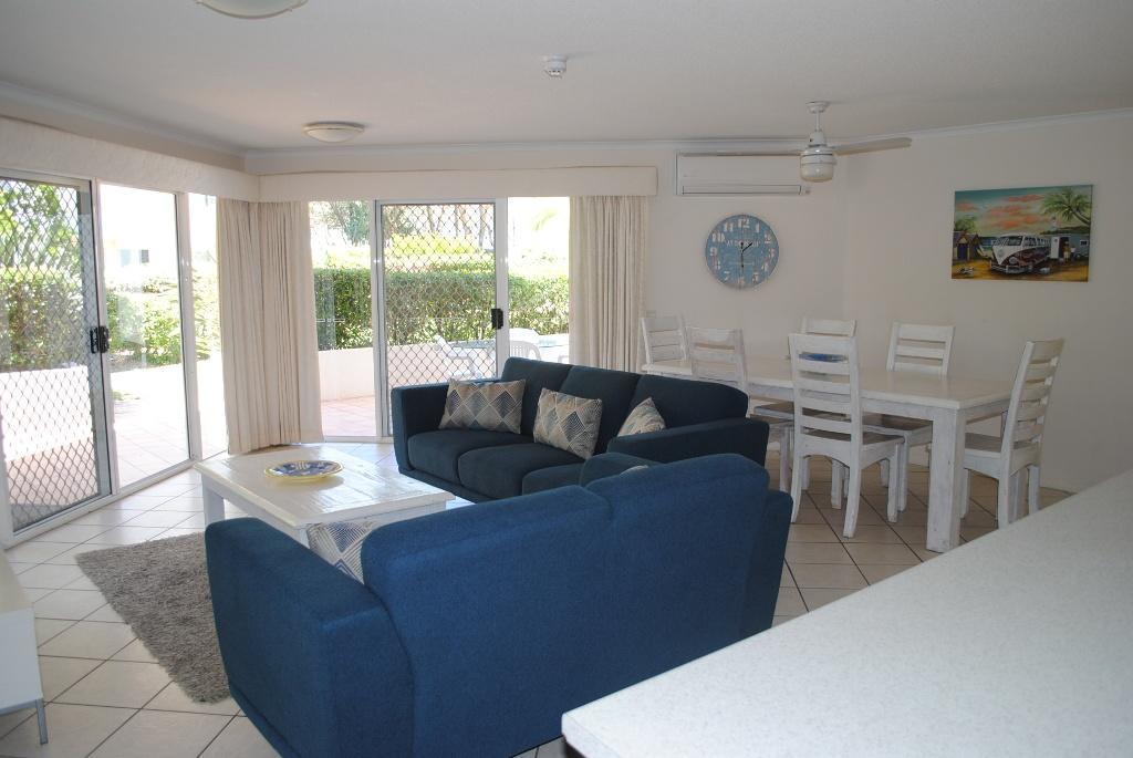 Surfside On The Beach Buddina Exterior photo