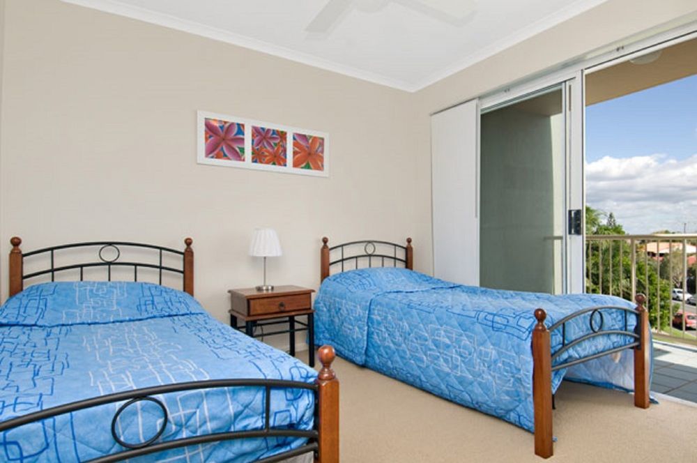 Surfside On The Beach Buddina Exterior photo